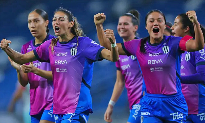 Golea Rayadas a Pachuca por 4-1