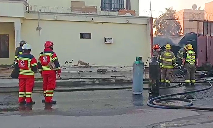 Deja incendio cuantiosos daños en la colonia Solidaridad