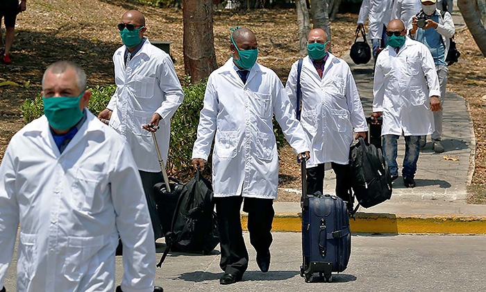 Tendrá IMSS Bienestar 200 médicos cubanos en Sonora al cierre del año