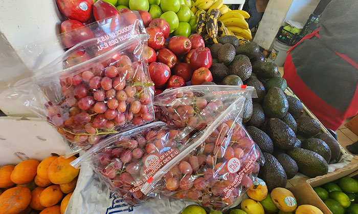 Aumenta venta de uvas por ritual de Año Nuevo; Pese al aumento en su precio