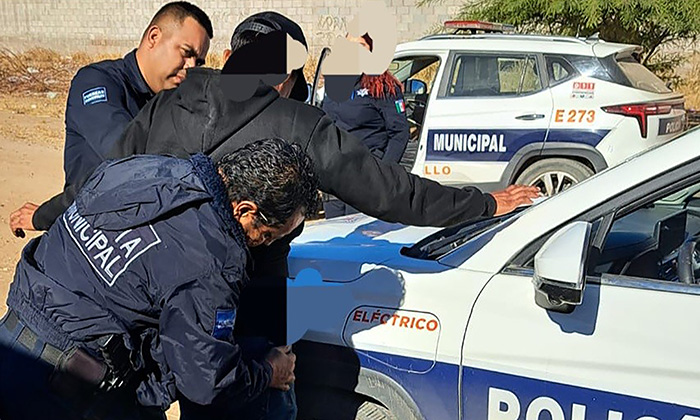 Amenaza a su vecina con arma de juguete en la colonia Francisco Eusebio Kino