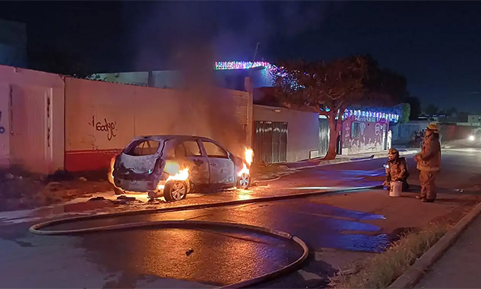 Hallan cadáver en vehículo calcinado en Ciudad Obregón