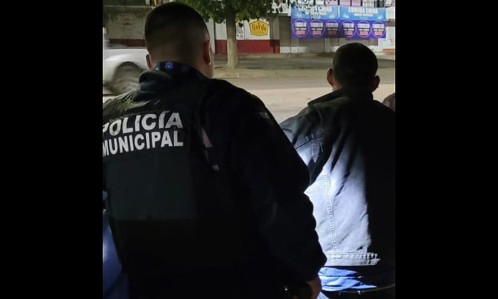 Arrestan a cuatro sujetos con crystal en distintas colonias