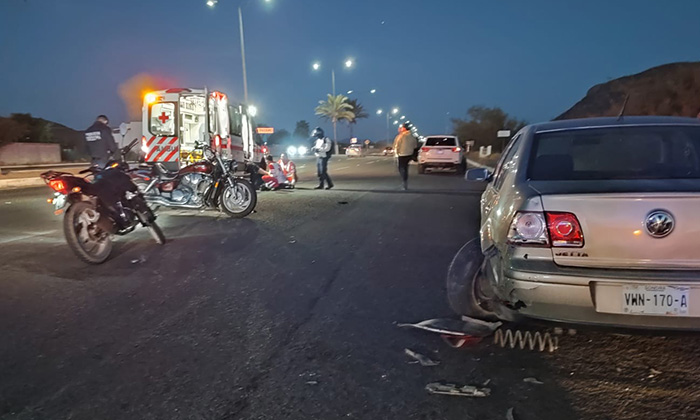 Se lesiona motociclista en accidente en San Carlos