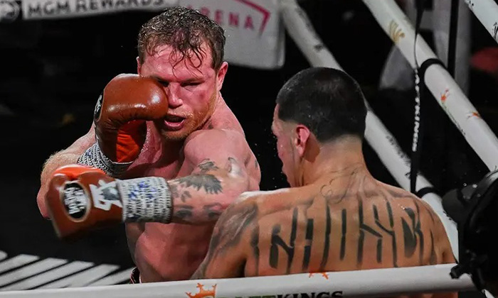 Un ‘Canelo’ distinto
