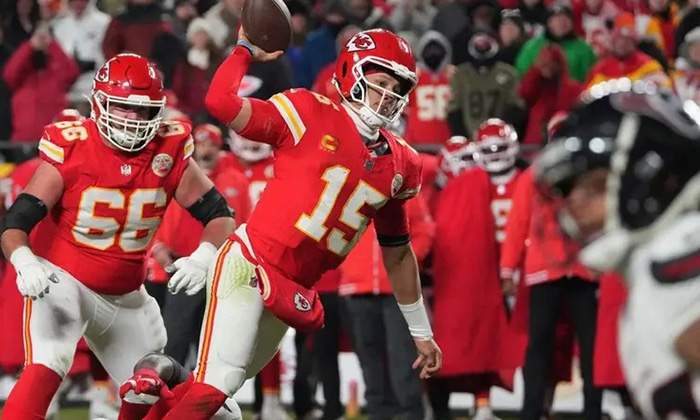 El pase mágico de Patrick Mahomes en los Playoffs de la NFL