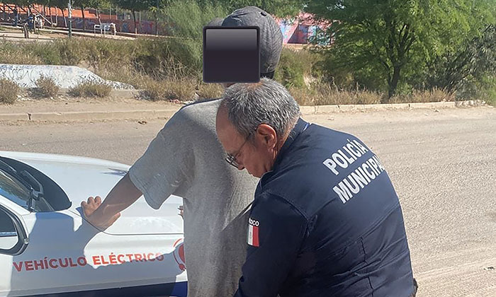 Sorprenden a sujeto en estancia infantil en la colonia Café Combate