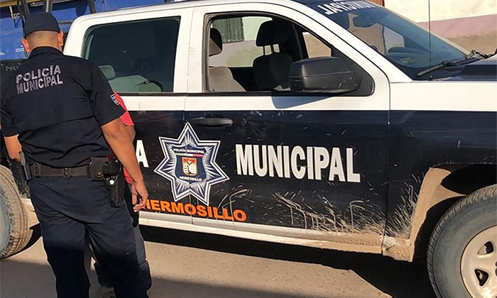 Amenaza a sus hijas con un hacha en el ejido Estación Zamora