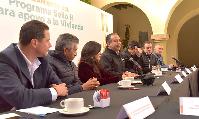 Impulsa Toño Astiazarán construcción de vivienda social