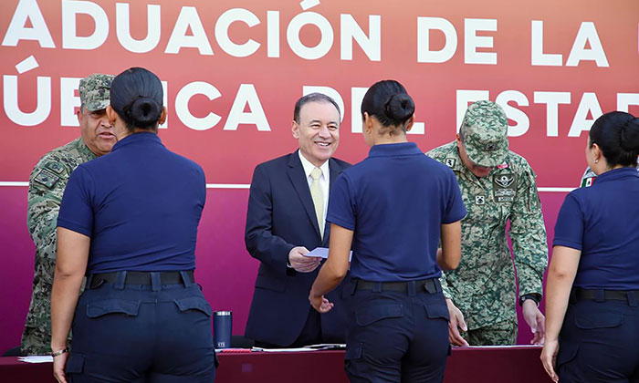 Impulsa gobernador nueva generación de policías