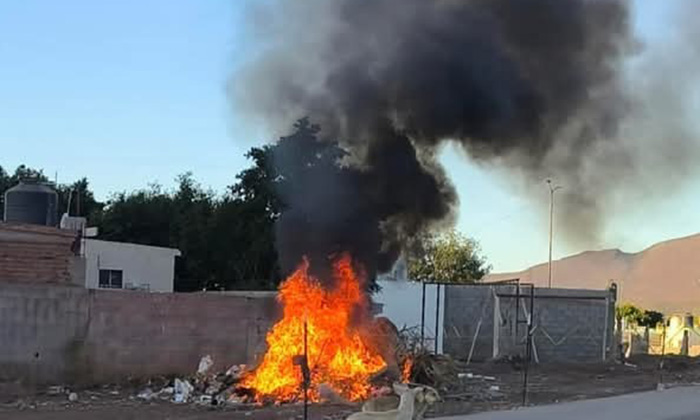 Se incendia maleza en el fraccionamiento la Choya