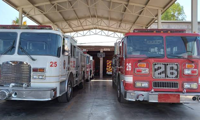 Controlan Bomberos incendio en taller al sur de Guaymas