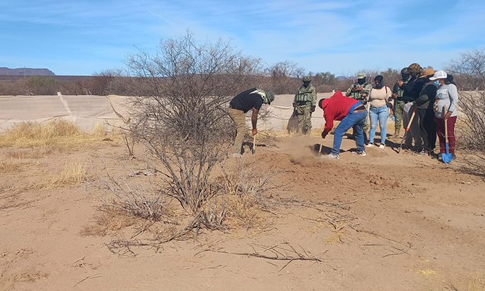 Encuentran cuerpos en fosas clandestinas en la zona rural de Guaymas