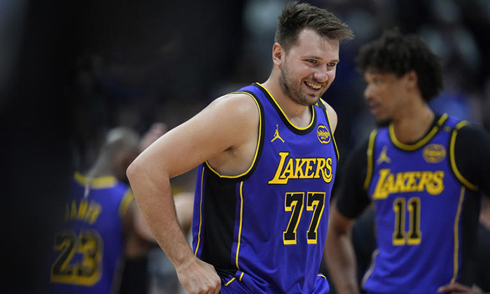 Lakers propina paliza a Nuggets con gran actuación de Doncic