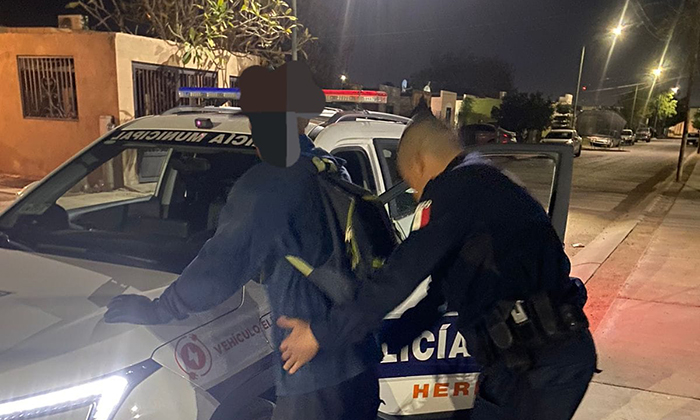 Golpea a su hermana y lo detienen en la comisaría Miguel Alemán 