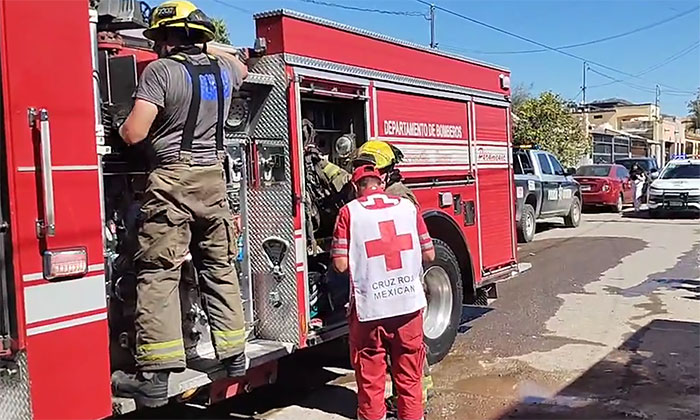 Sofocan incendio de una vivienda en la colonia Villa Sonora