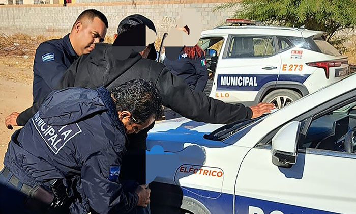 Arrestan a sujeto con pistola y droga; Policía Preventiva