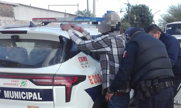 Capturan a dos sujetos armados en pleno Centro de la ciudad