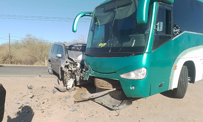 Choque de camión deja tres lesionados en la carretera Hermosillo-Ures
