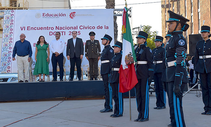 Reconoce Gobierno Municipal a jóvenes en Encuentra Nacional Cívico de la DGETI