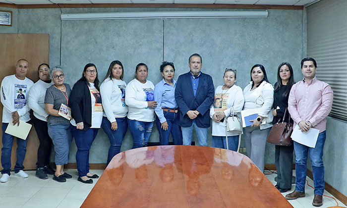Impulsará iniciativa a favor de colectivos de búsqueda; El senador Manlio Fabio Beltrones
