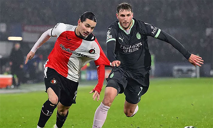 Santiago Gimenez y Milan cae ante Feyenoord