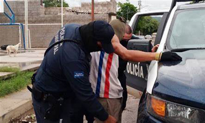 Atrapan a sujeto por agredir a ex mujer en la colonia Ladrilleras
