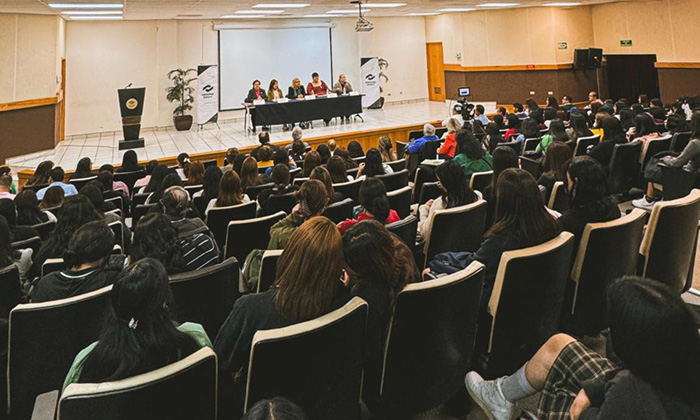 Participa Conalep en el conversatorio “Nosotras Somos”