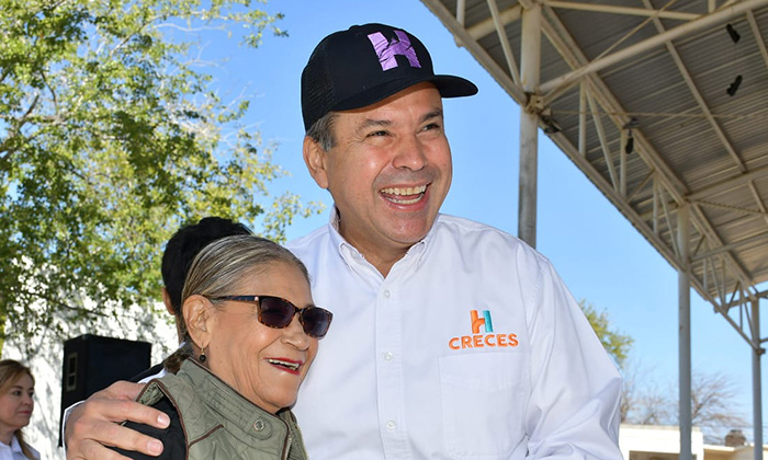 Alcalde Toño Astiazarán trabaja en generar más oportunidades para las mujeres