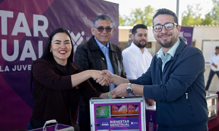 Entregan botiquines de Bienestar Menstrual en Empalme