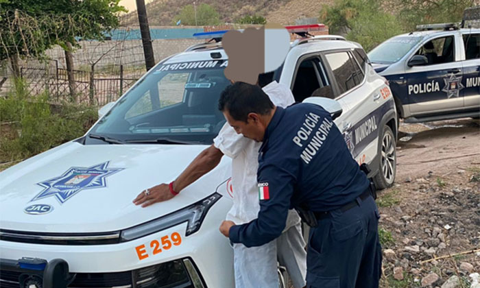 Someten a maleante con arma prohibida en el fraccionamiento Los Pinos