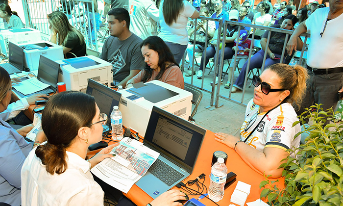 Se benefician hermosillenses con Maratón de Descuentos