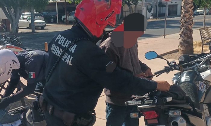 Arrestan a tres presuntos maleantes armados en distintas colonias