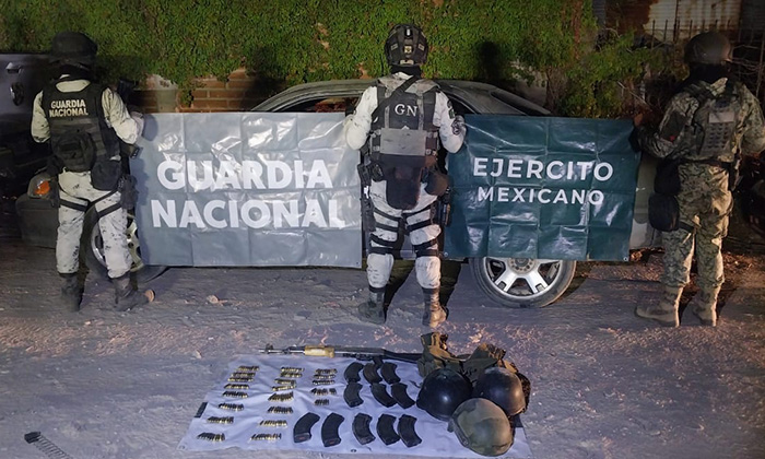 Elementos militares y de la Guardia Nacional aseguran arsenal en la frontera norte de Sonora