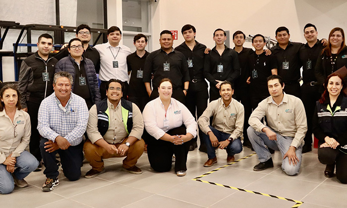 Alumnado de la Universidad Tecnológica de SLRC diseñan y construyen maquinaria de alta especialización