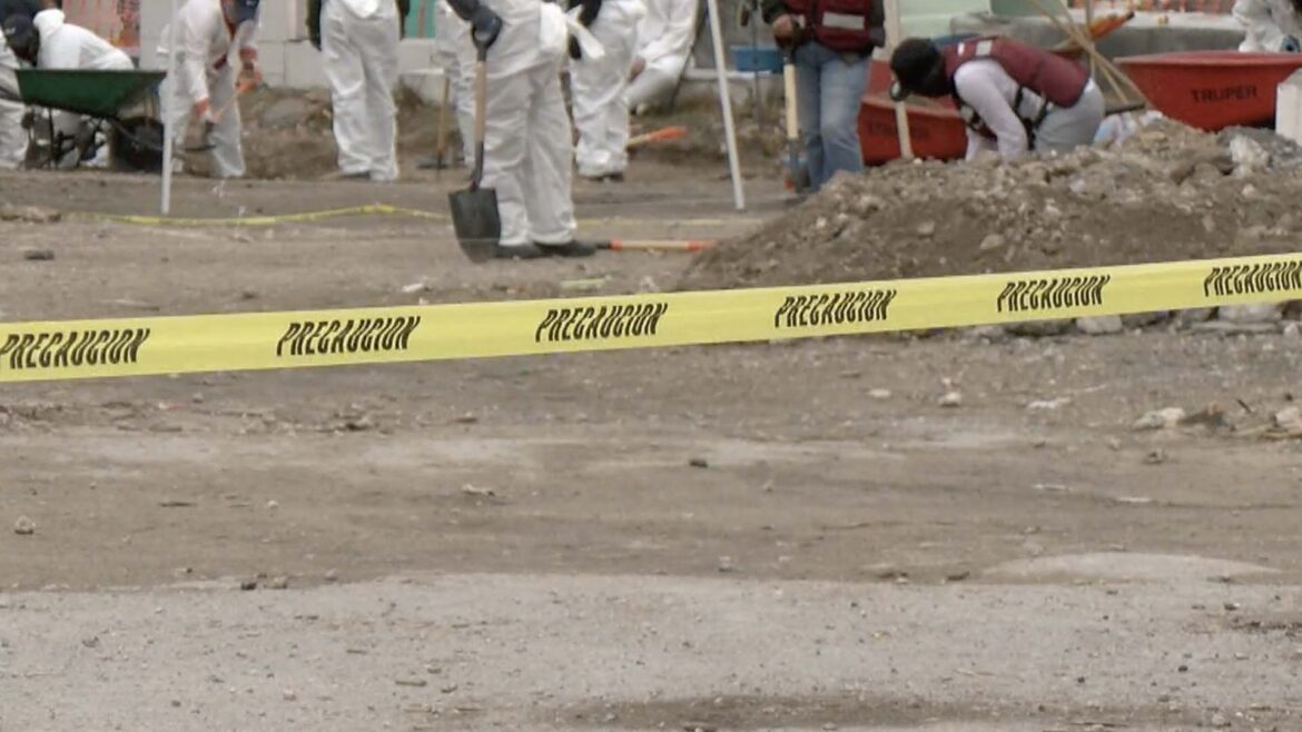 Tras cruzar la frontera con el cuerpo en la cajuela, hombre es detenido por asesinato de su esposa en EE.UU.