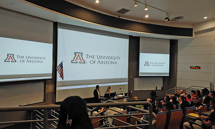 Participan en certificación de negocios en Arizona; Alumnado y docentes de la UTH