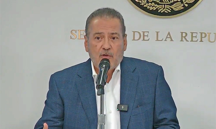 Urge a legislar sobre desaparición forzada; El senador Manlio Fabio Beltrones