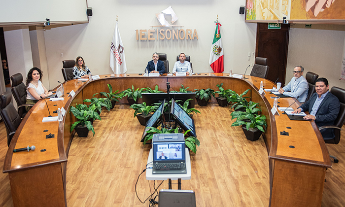 Consejeros del Instituto Estatal Electoral verifican medidas de seguridad en boletas electorales