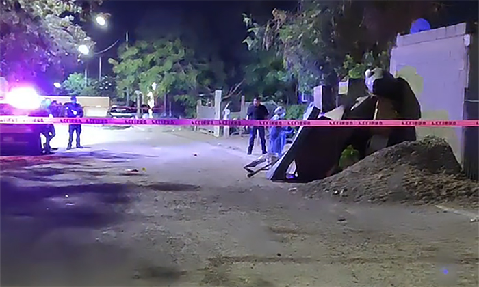 Acribillan a pareja en una vivienda en el fraccionamiento Los Pinos