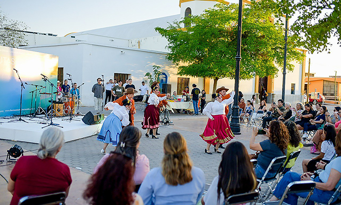 Inician las Rutas Culturales rumbo a las Fiestas del Pitic en colonias y zona rural