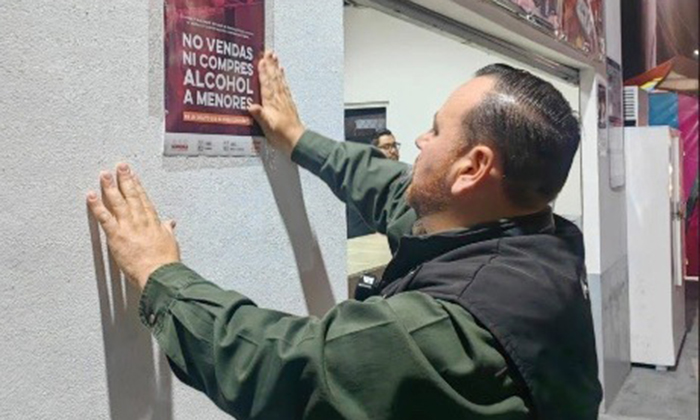 Verifican cumplimiento de normas en la Expogan; Personal de la Dirección de Alcoholes