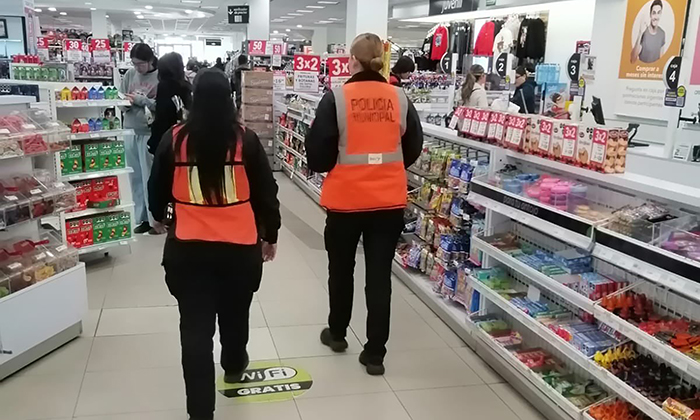 Intenta hurtar rasuradora de tienda departamental en la colonia El Sahuaro