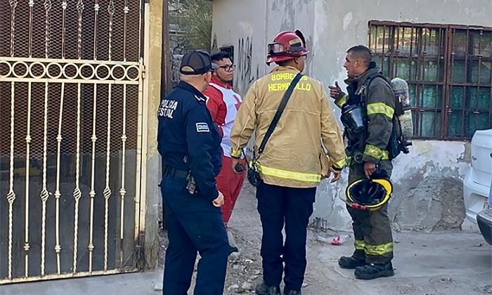 Se intoxica menor en incendio en la colonia Cañada de los Negros