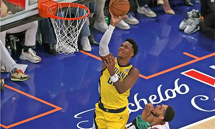 Pacers arrebatan triunfo a Knicks 138-135 en la final de Conferencia Este