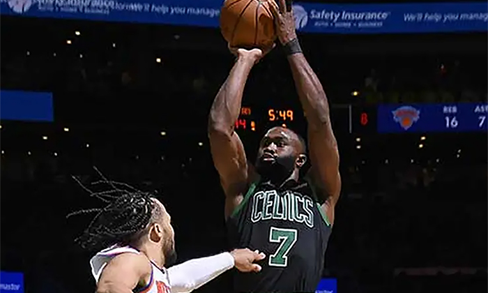 Celtics sigue luchando y vence a Knicks