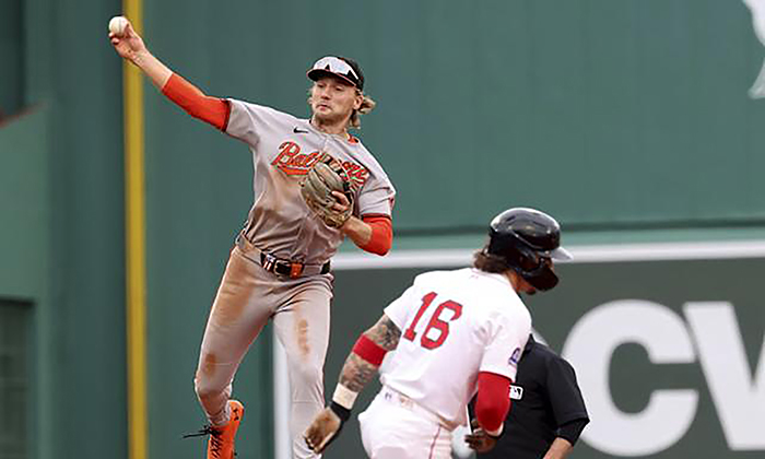 Orioles doblega a Boston en su propia casa