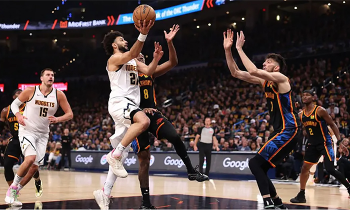 Nuggets sorprende a Oklahoma en playoffs