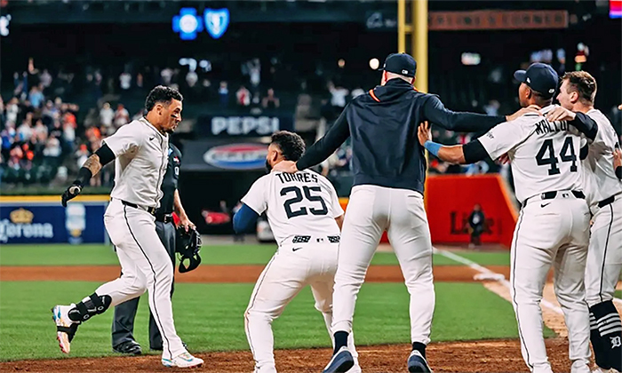Con doble jonrón de Báez Tigres vence a Boston; Rompe empate en la undécima entrada