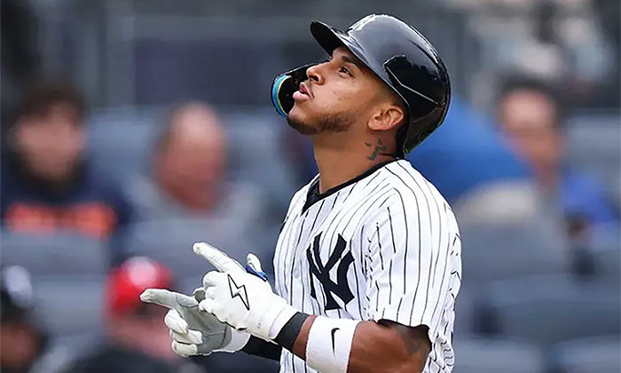 Se quedan Yanquis con la serie ante Rangers tras victoria de 1-0